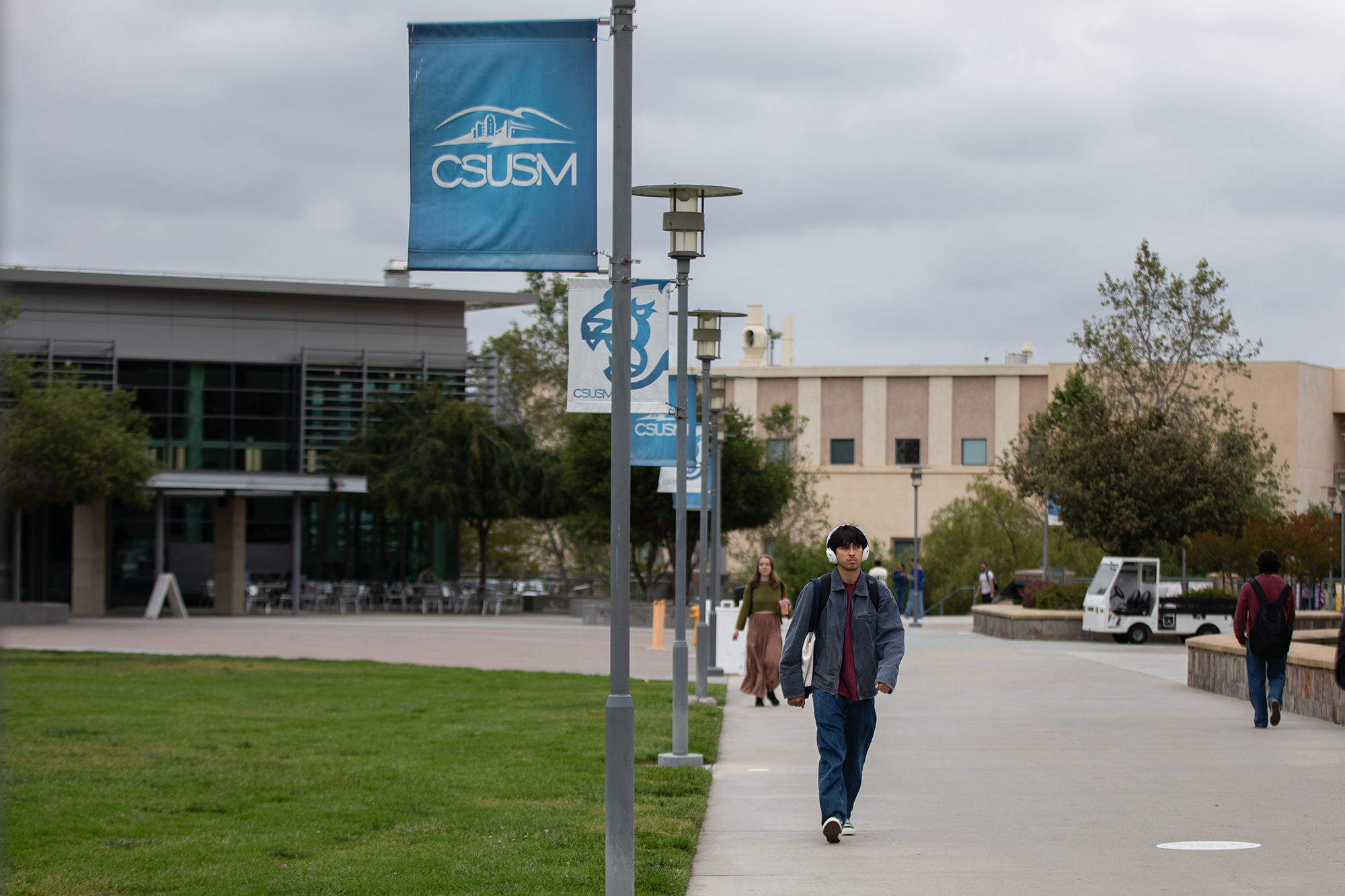 Cal State facing budget gap, will take $144 million loan