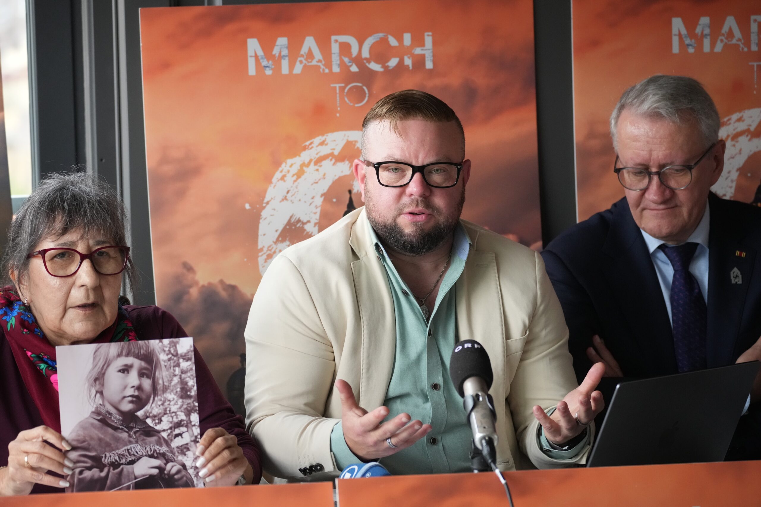 Pope meets with global group of clergy abuse survivors to talk zero tolerance